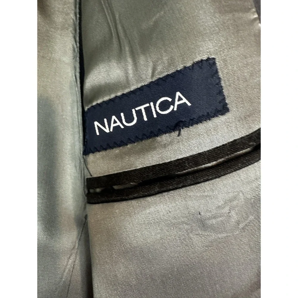 Nautica Blazer Mens 40R Charcoal Gray Pinstripe Wool Two Button Center‎ Vent